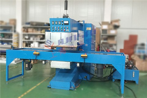 25KW汽車腳墊高頻熱合機(jī)